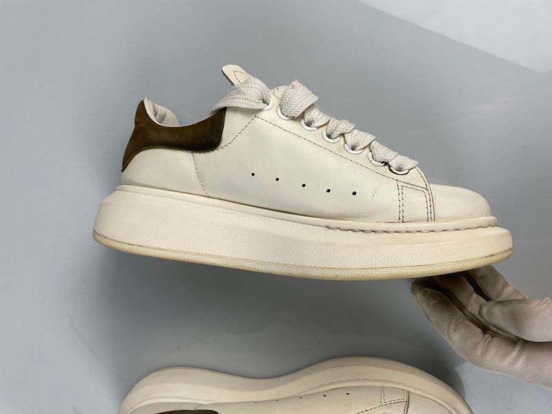 Alexander McQueen Leather White Sneakers Chain Size ~38 tgtrlmgor фото